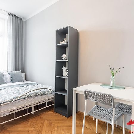 Rooms Nearto Main Square Krakow Ngoại thất bức ảnh